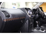 助手席ビューもシンプルで洗練されたデザインです