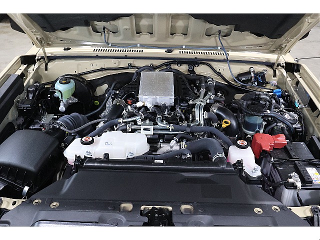 2800ｃｃ/ディーゼルターボ！力強さと優れた燃費性能を体験してください！