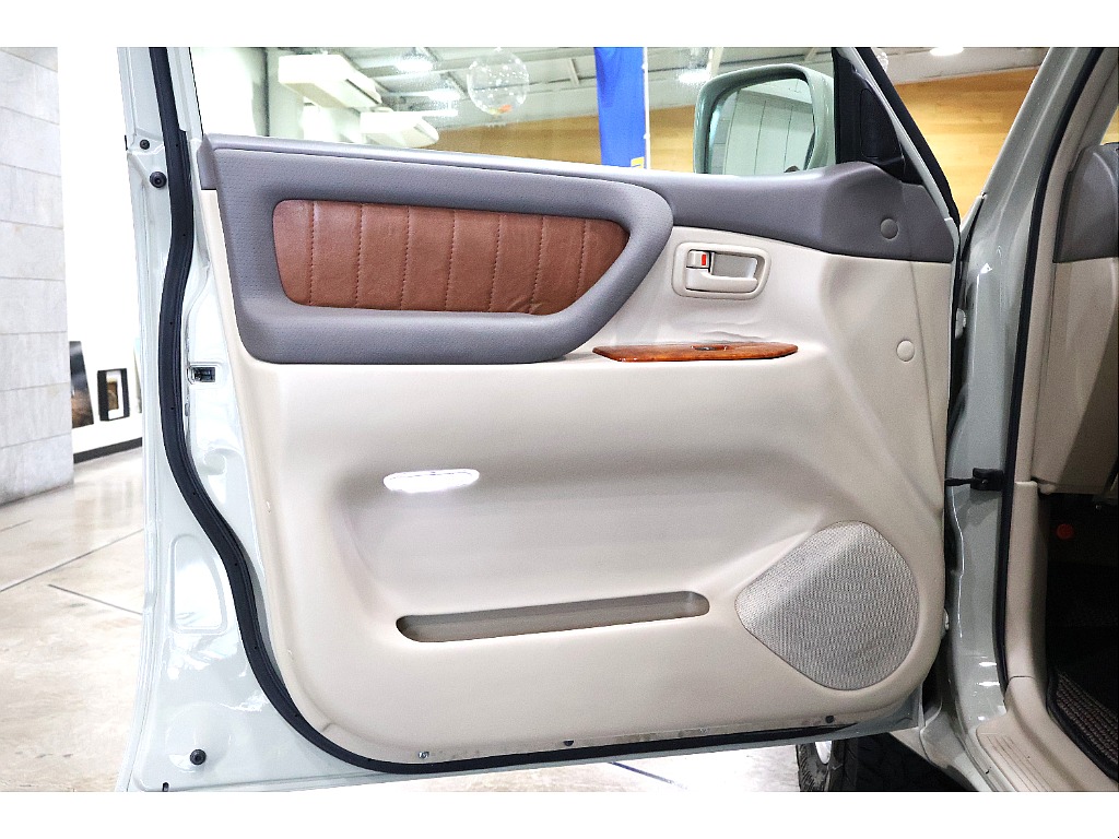 遠方納車可能！陸送納車可能！お気軽にお問い合わせください　TEL:028-649-1333