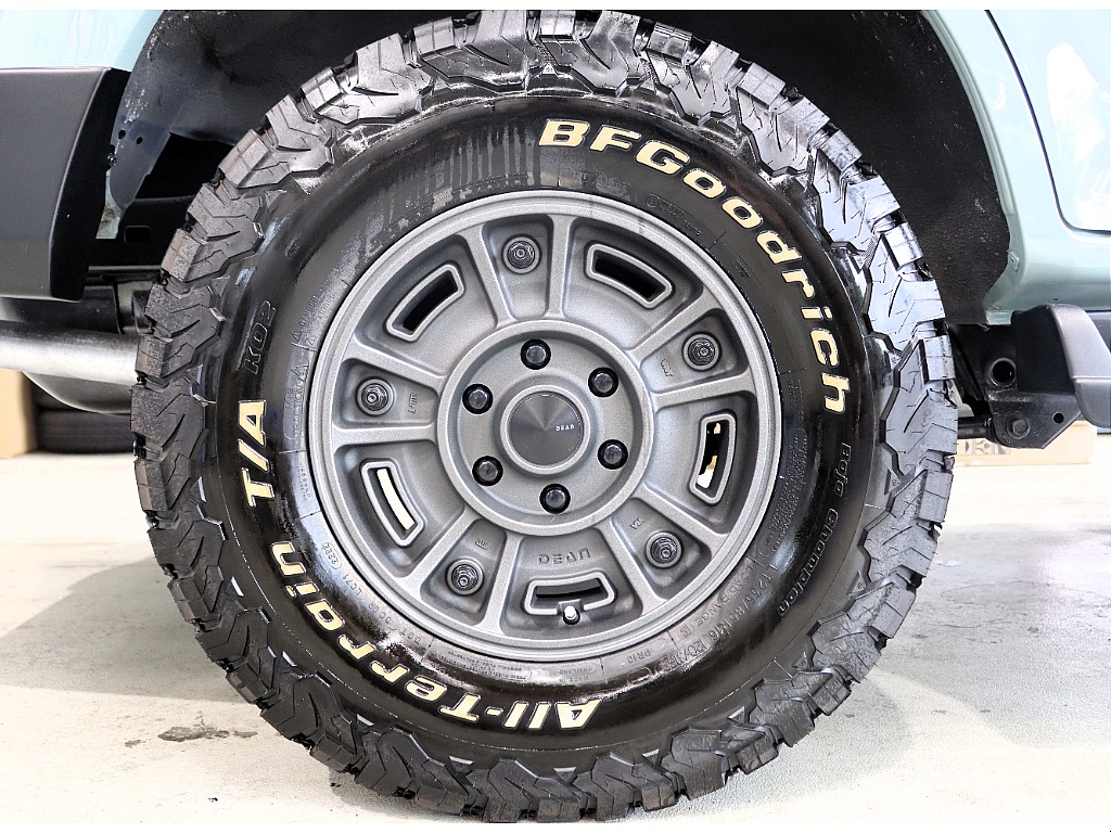 BFGoodrichのタイヤがゴツゴツしていてとてもかっこいいです！