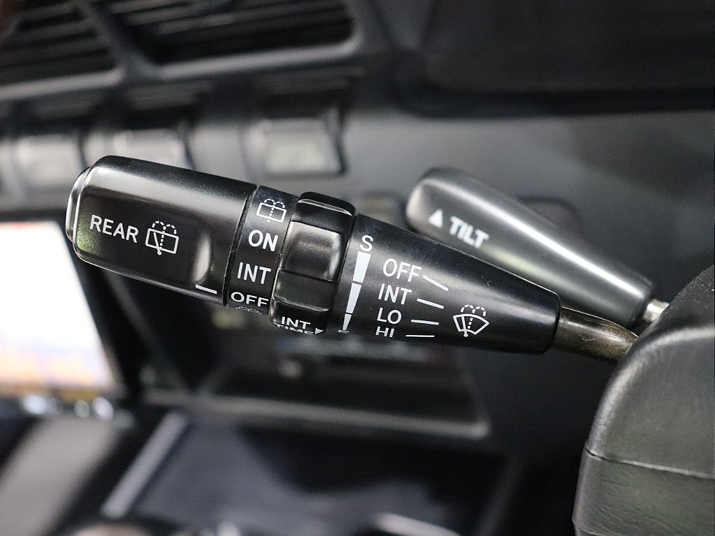 トヨタ ランドクルーザー80(25枚目)