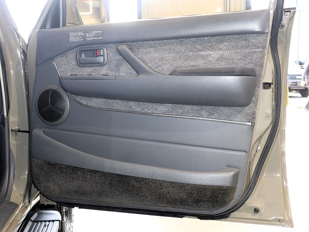 トヨタ ランドクルーザー80(48枚目)