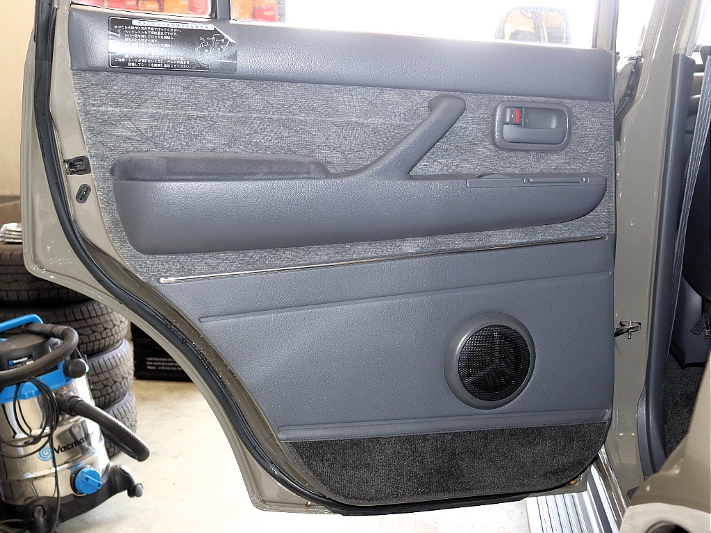 トヨタ ランドクルーザー80(49枚目)