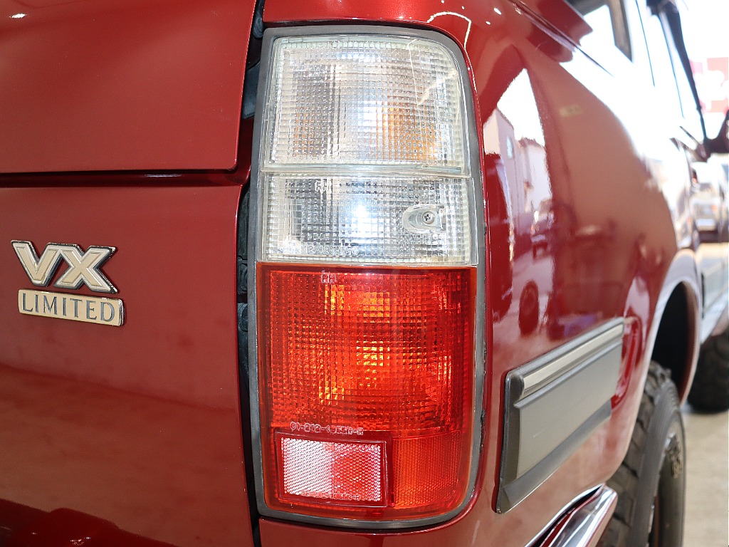 【ランドクルーザー80VX-LTD　4200ｃｃディーゼルターボ　純正ワインレッド　カラー】