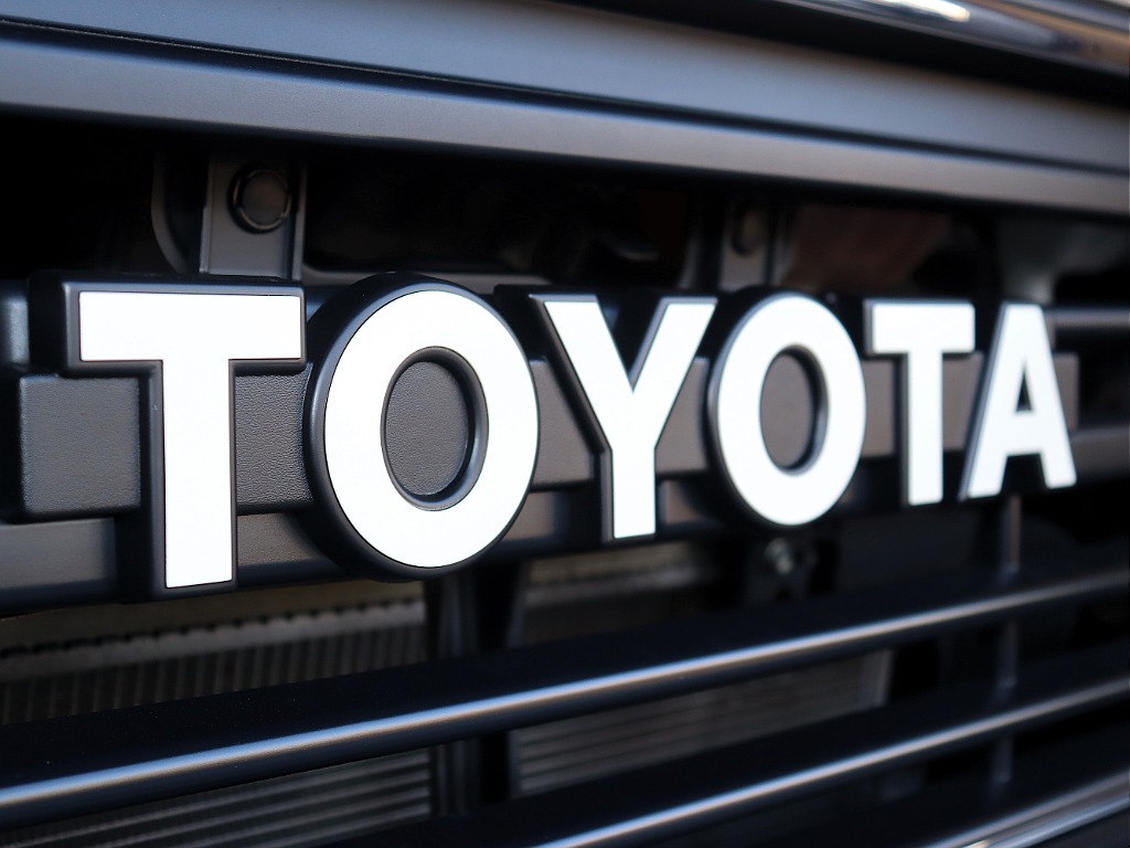 トヨタ ハイエースバン(24枚目)