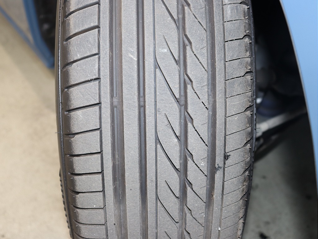 GOODYEAR　EAGLEタイヤ　215/65/16 FLEXオリジナル　Pawホイール