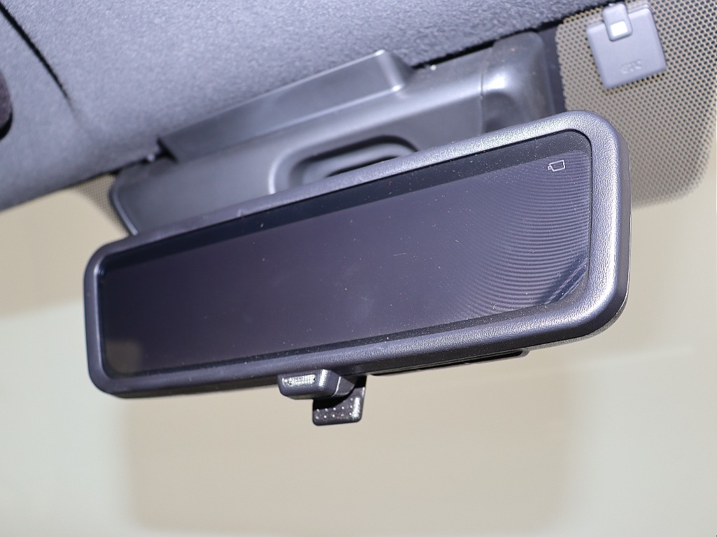 トヨタ ハイエースバン(25枚目)