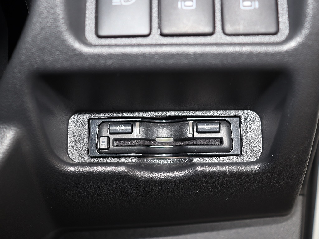 トヨタ ハイエースバン(30枚目)