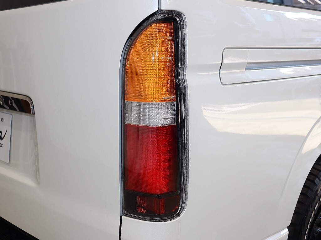 トヨタ ハイエースバン(42枚目)