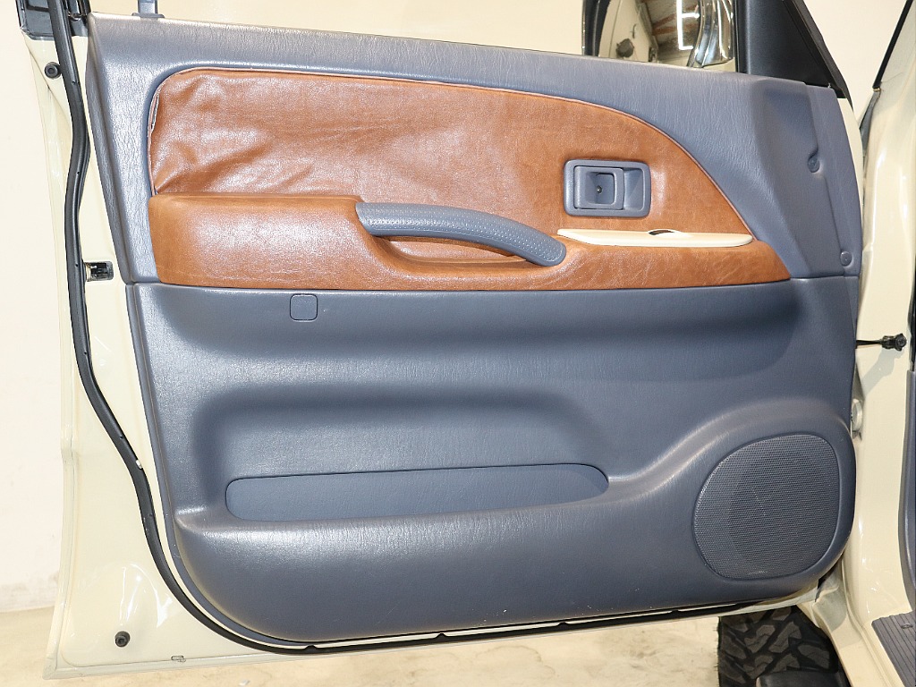 【Renoca type アメリカンクラシック× FJクルーザーファイナルベージュオールペイント済】【オプション多数コスパの高い１台】