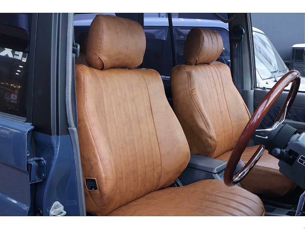 運転席シートカバー