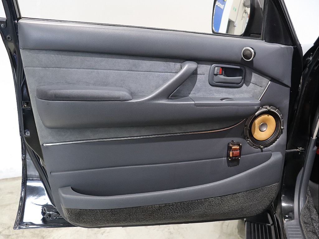 トヨタ ランドクルーザー80(31枚目)