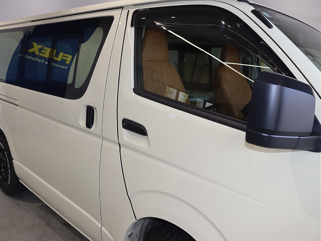 トヨタ ハイエースバン(23枚目)