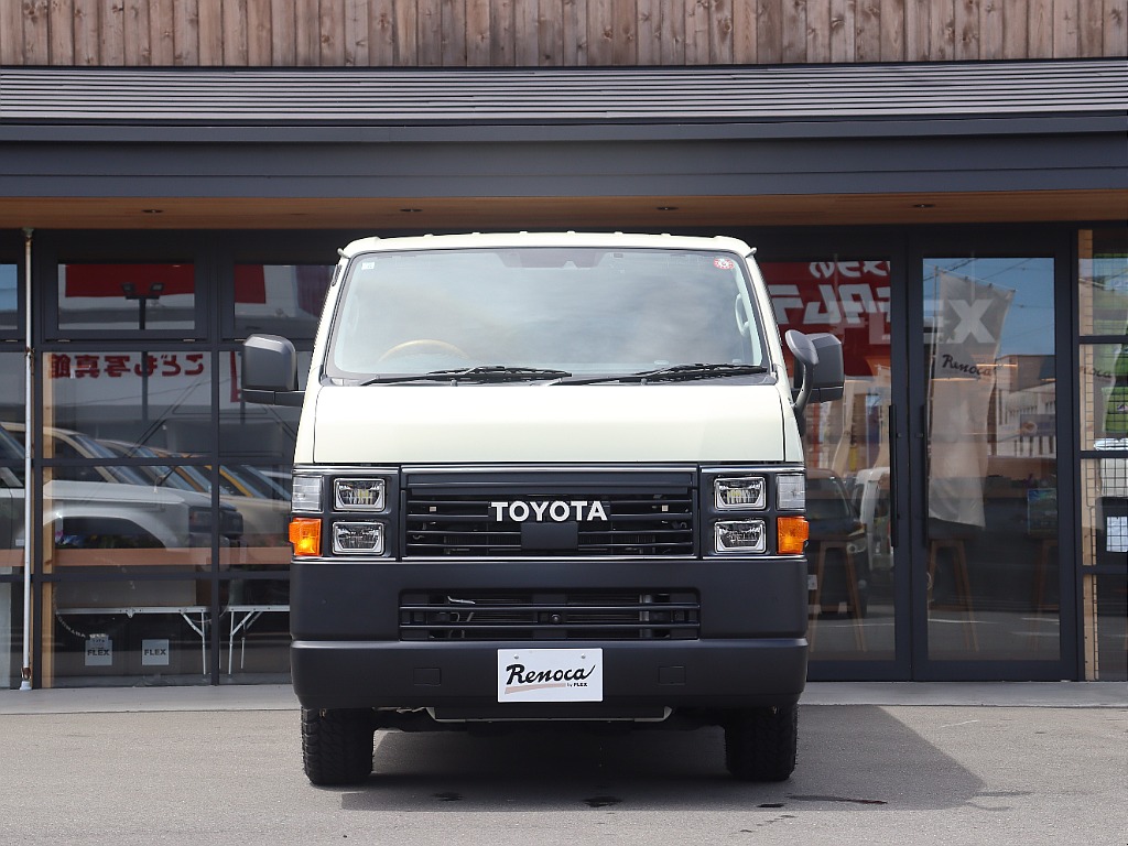 トヨタ ハイエースバン(29枚目)