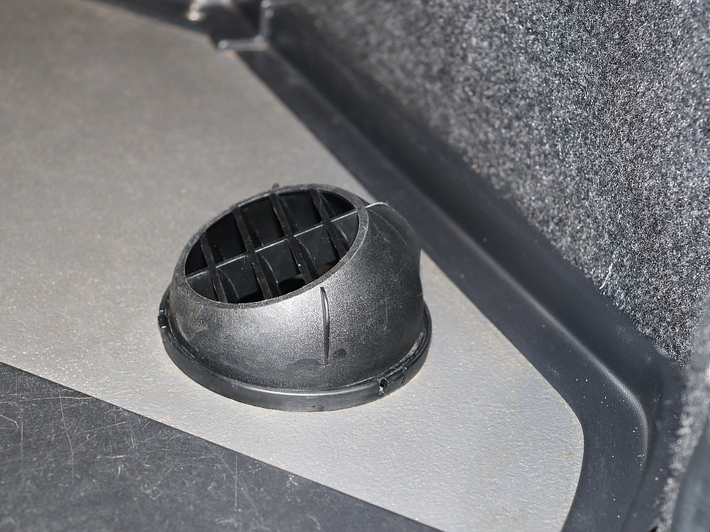 トヨタ ハイエースバン(35枚目)