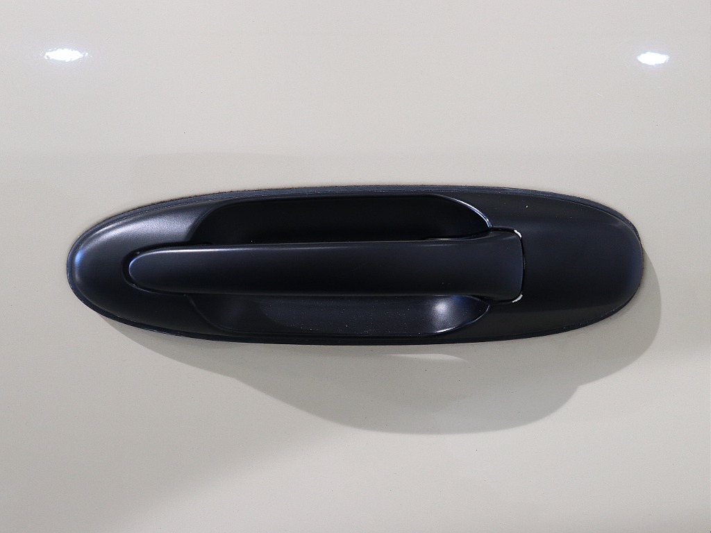 買取直販！！Renoca106・FJクルーザーベージュペイント・低走行9万キロ台♪