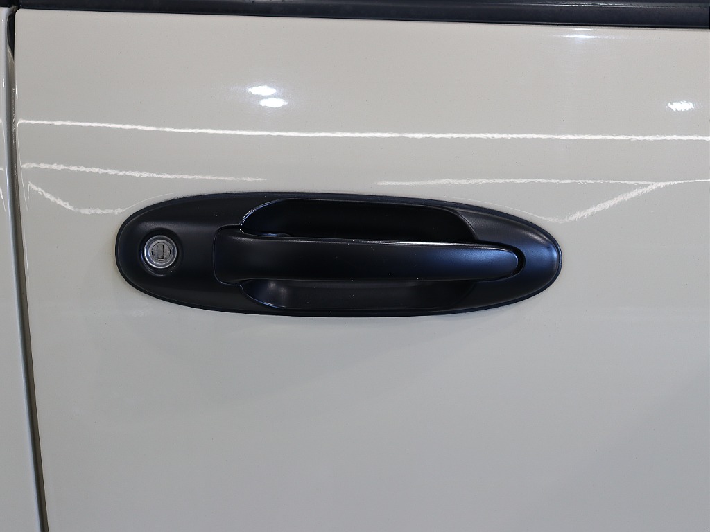 買取直販！！Renoca106・FJクルーザーベージュペイント・低走行9万キロ台♪