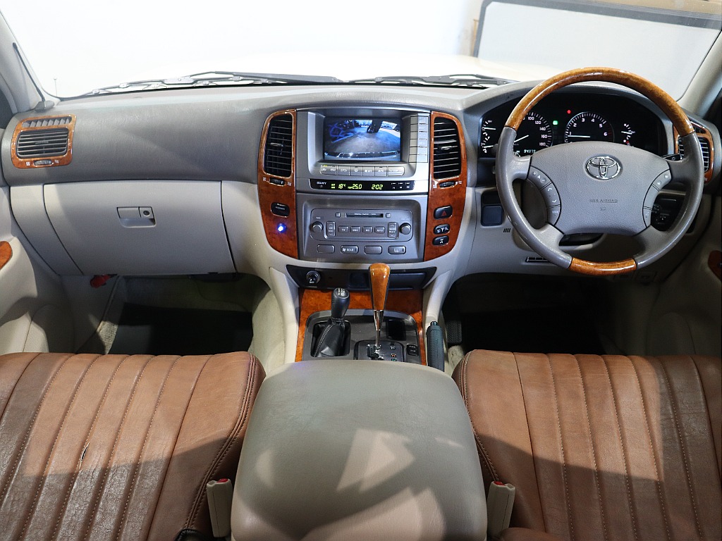 買取直販！！Renoca106・FJクルーザーベージュペイント・低走行9万キロ台♪