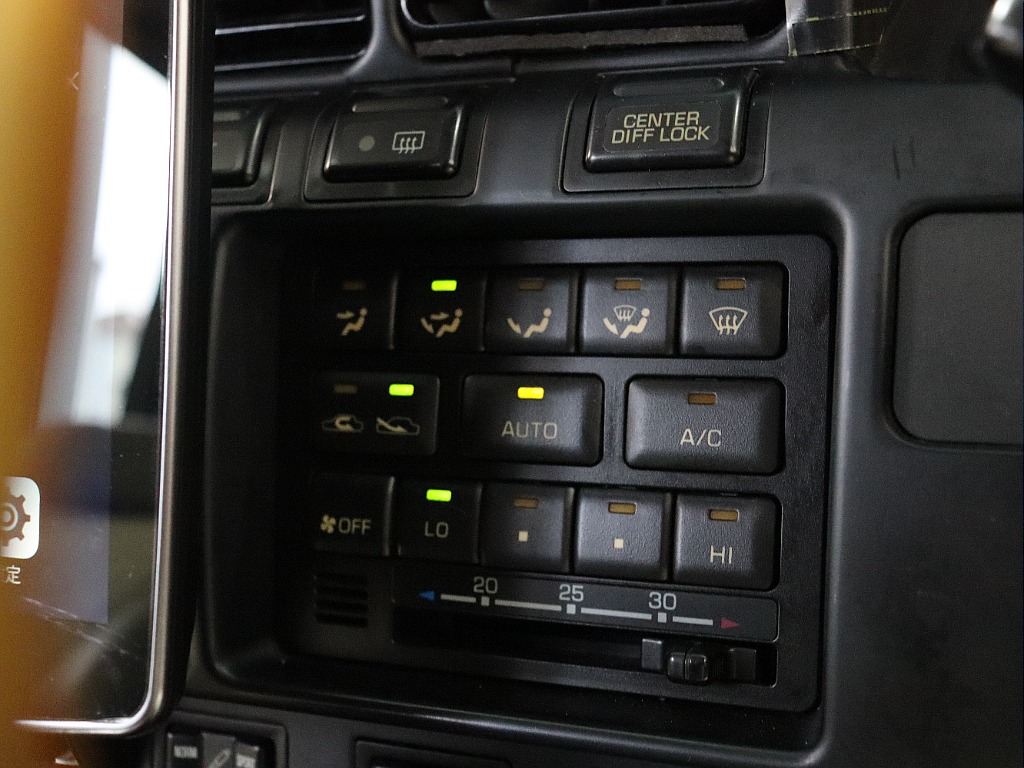 【Renoca　type WONDER】 80年代のトヨタ純正カラーシシリアンオリーブNEWオールペイント。 ブラウンとグリーンを混ぜたようなノスタルジック感満載のニュアンスカラー！