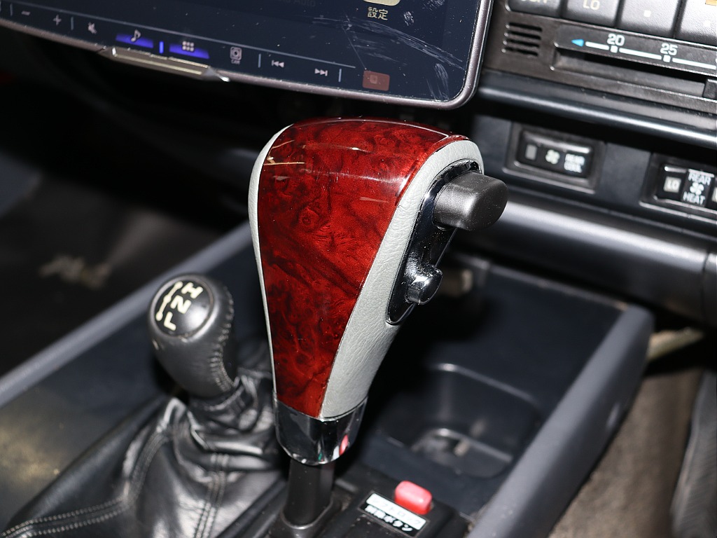 【Renoca　type WONDER】 80年代のトヨタ純正カラーシシリアンオリーブNEWオールペイント。 ブラウンとグリーンを混ぜたようなノスタルジック感満載のニュアンスカラー！