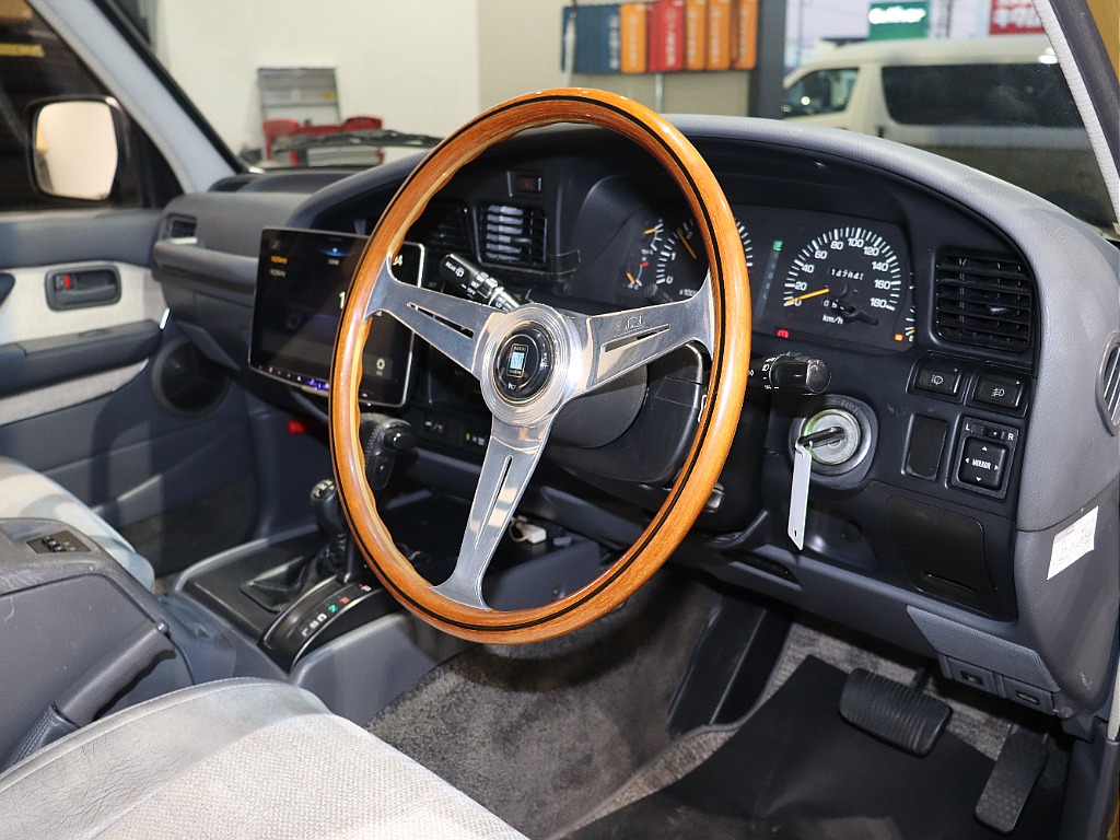 【Renoca　type WONDER】 80年代のトヨタ純正カラーシシリアンオリーブNEWオールペイント。 ブラウンとグリーンを混ぜたようなノスタルジック感満載のニュアンスカラー！