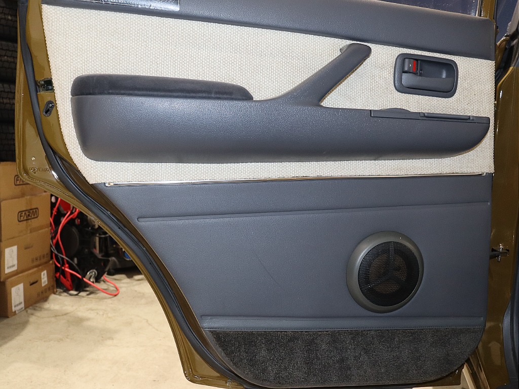 【Renoca　type WONDER】 80年代のトヨタ純正カラーシシリアンオリーブNEWオールペイント。 ブラウンとグリーンを混ぜたようなノスタルジック感満載のニュアンスカラー！