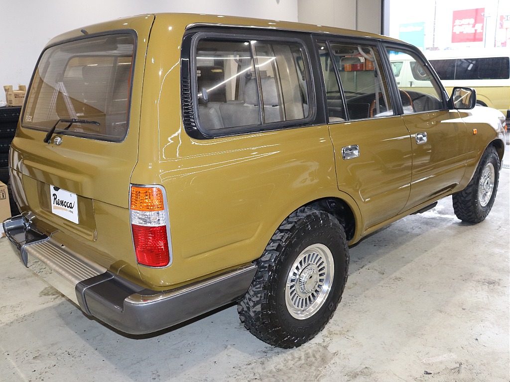 【Renoca　type WONDER】 80年代のトヨタ純正カラーシシリアンオリーブNEWオールペイント。 ブラウンとグリーンを混ぜたようなノスタルジック感満載のニュアンスカラー！