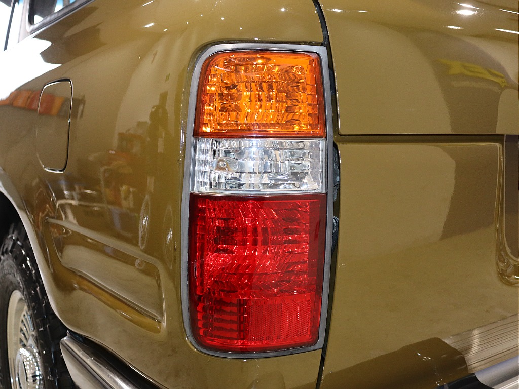 【Renoca　type WONDER】 80年代のトヨタ純正カラーシシリアンオリーブNEWオールペイント。 ブラウンとグリーンを混ぜたようなノスタルジック感満載のニュアンスカラー！