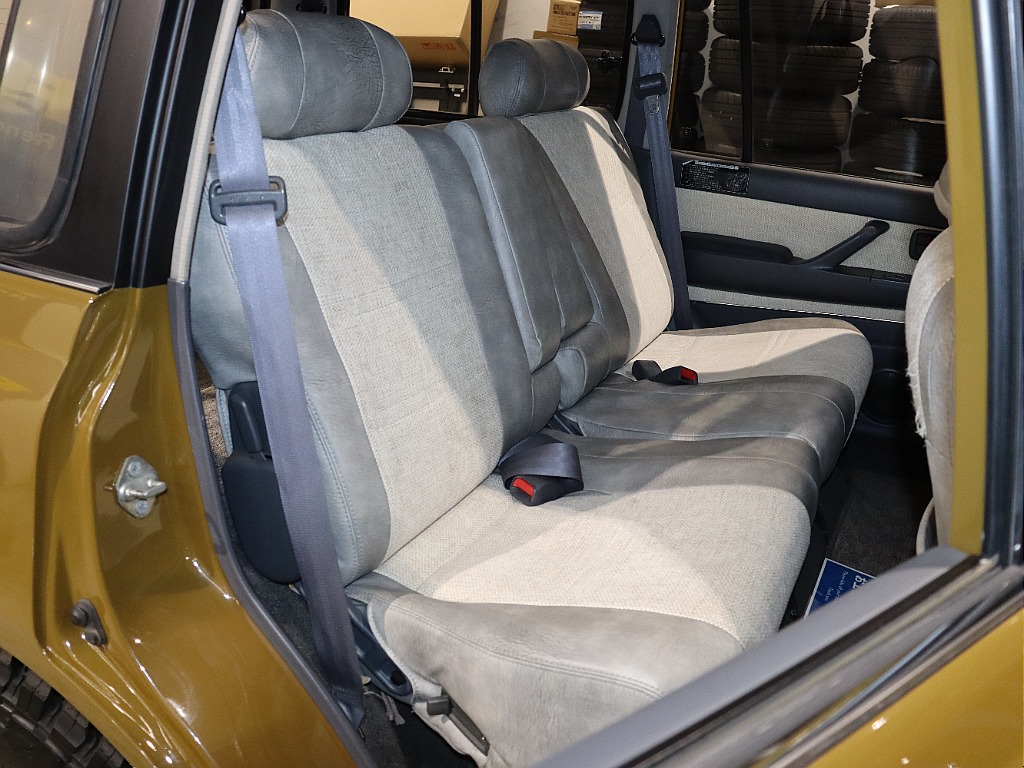 【Renoca　type WONDER】 80年代のトヨタ純正カラーシシリアンオリーブNEWオールペイント。 ブラウンとグリーンを混ぜたようなノスタルジック感満載のニュアンスカラー！