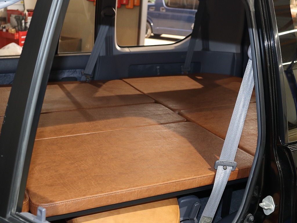 Renocaカラーボム×レクサススターライトブラックガラスフレークペイント【全国納車可能】