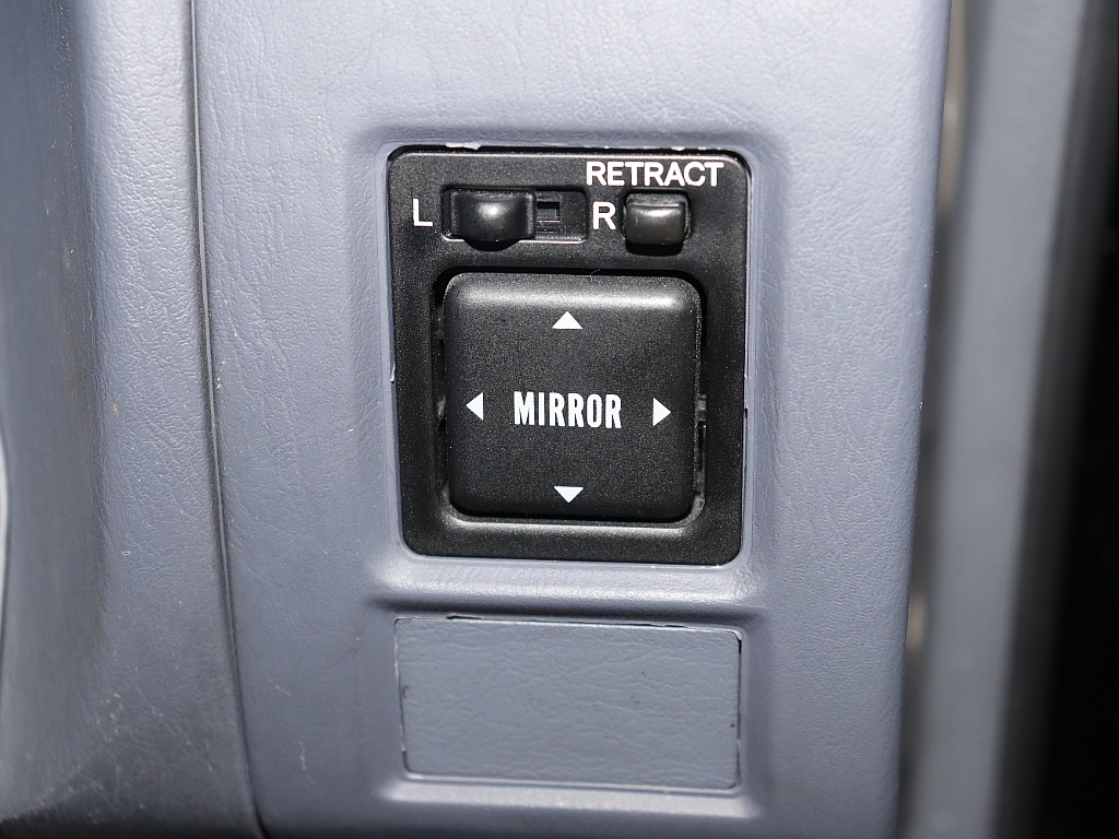 Renocaカラーボム×レクサススターライトブラックガラスフレークペイント【全国納車可能】