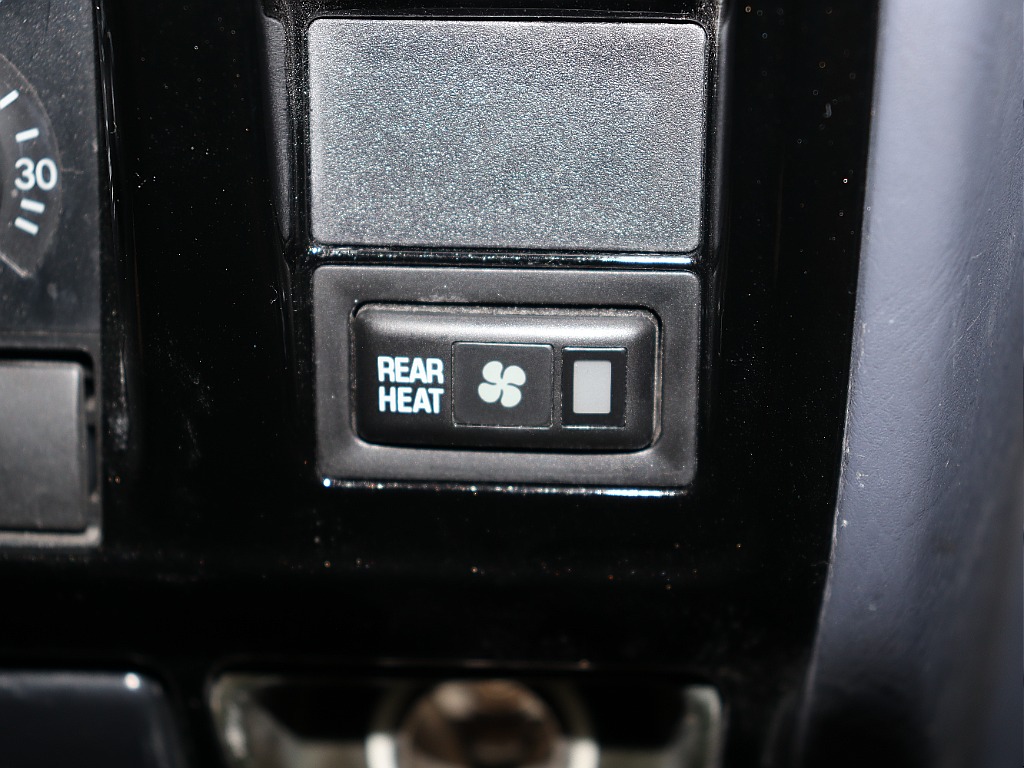 Renocaカラーボム×レクサススターライトブラックガラスフレークペイント【全国納車可能】