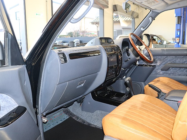 Renocaカラーボム×レクサススターライトブラックガラスフレークペイント【全国納車可能】