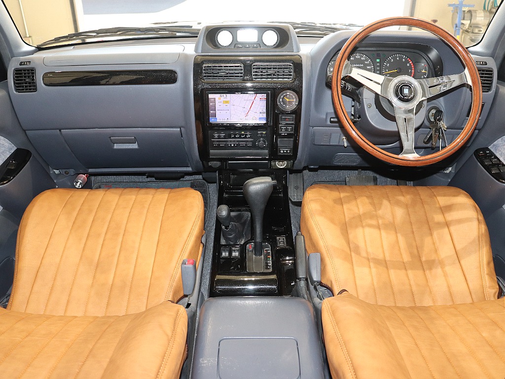 Renocaカラーボム×レクサススターライトブラックガラスフレークペイント【全国納車可能】