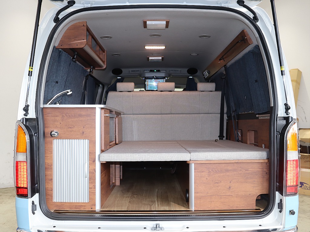 買取直販・Renoca CoastLines・BELUGAキャンピング内装♪
