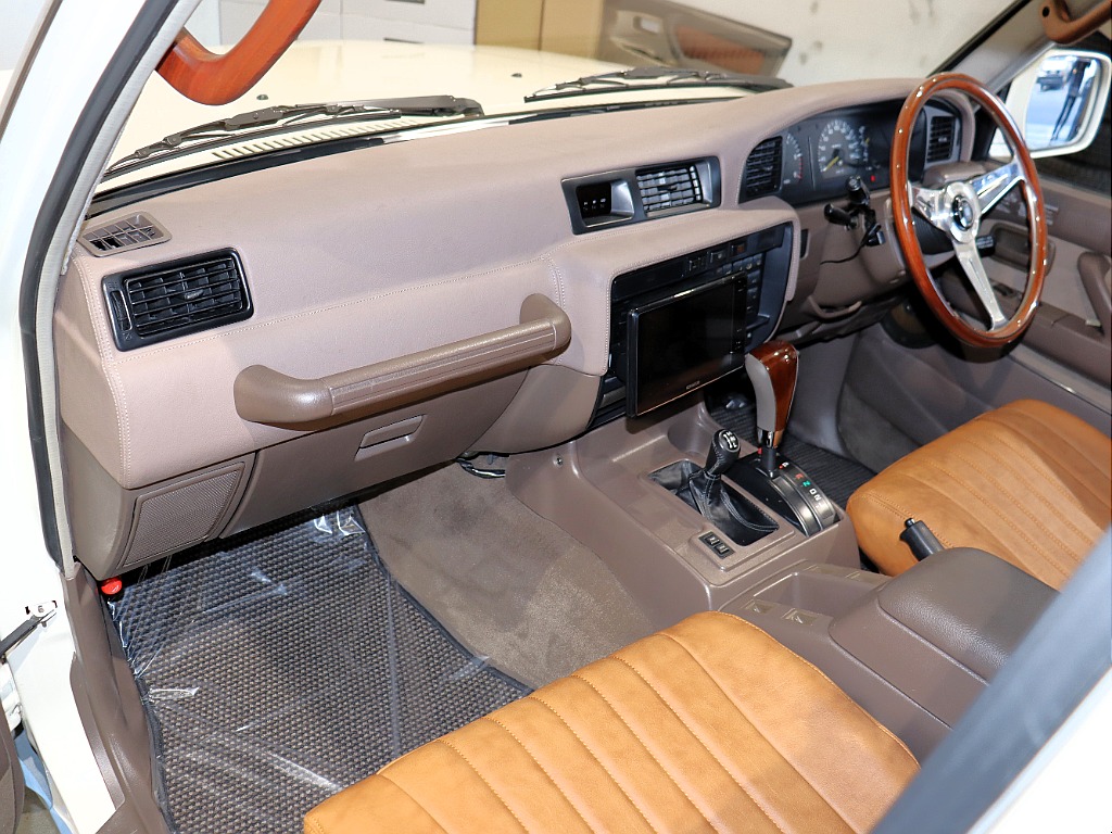 【Renoca Phoenix/LC80後期型】これぞフルリノベーションカー♪