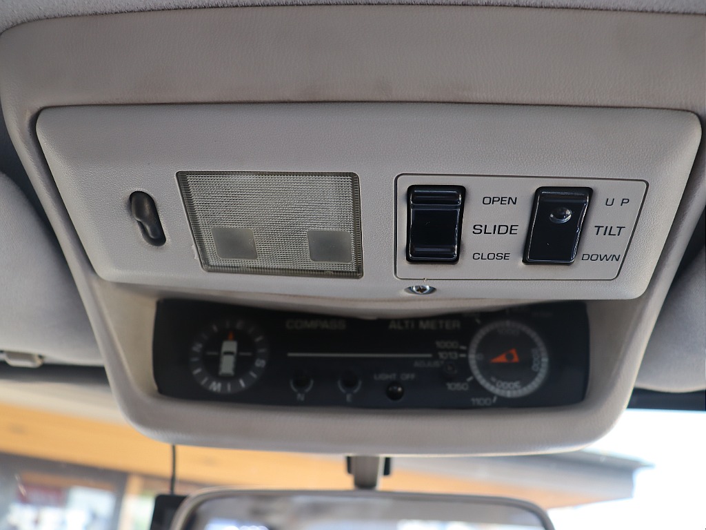 トヨタ ランドクルーザー80(27枚目)