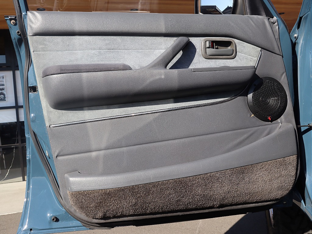 トヨタ ランドクルーザー80(36枚目)