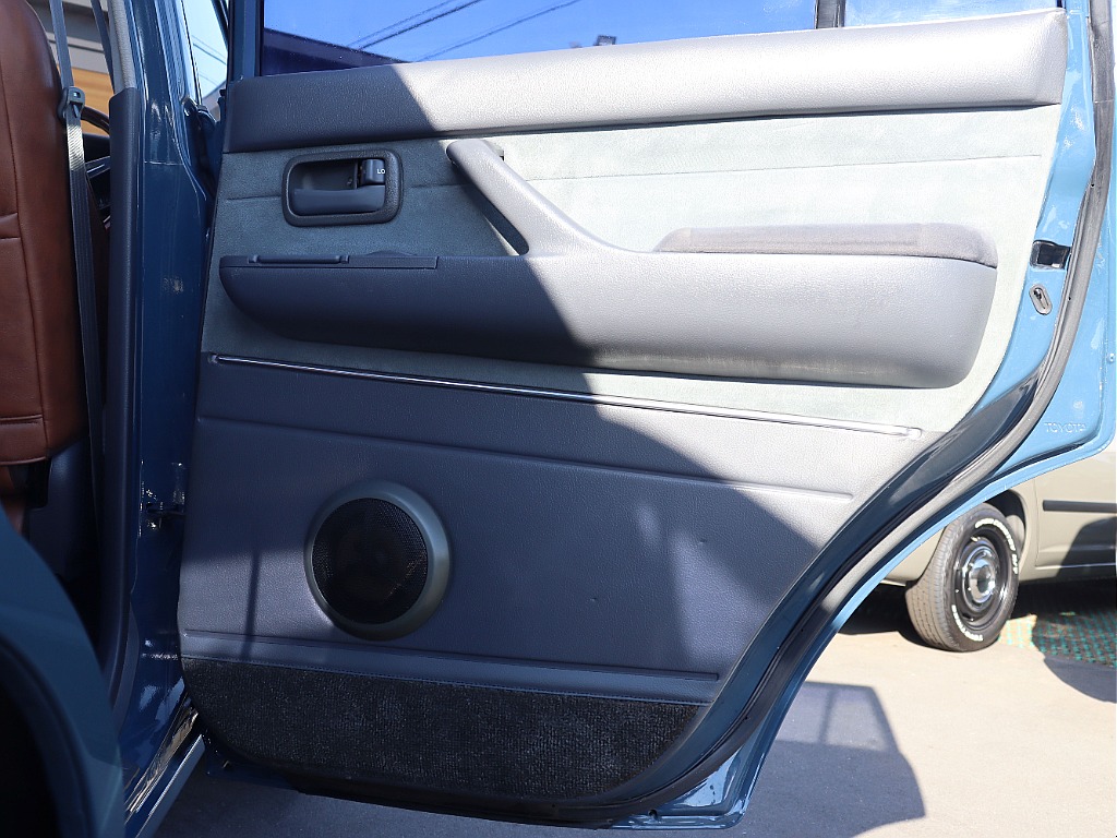 トヨタ ランドクルーザー80(39枚目)