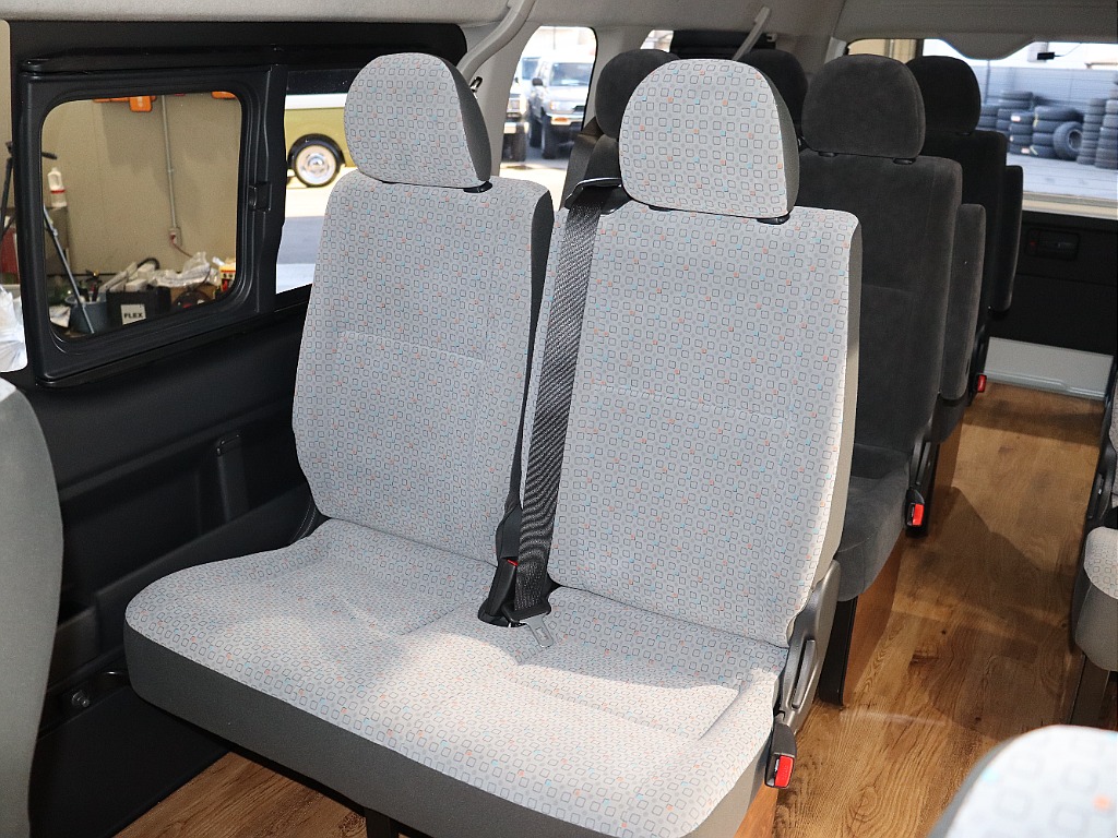 【Renoca CoastLines/激レア車 コミューターGL3ナンバー10人乗り変更】嬉しいディーゼルエンジン♪