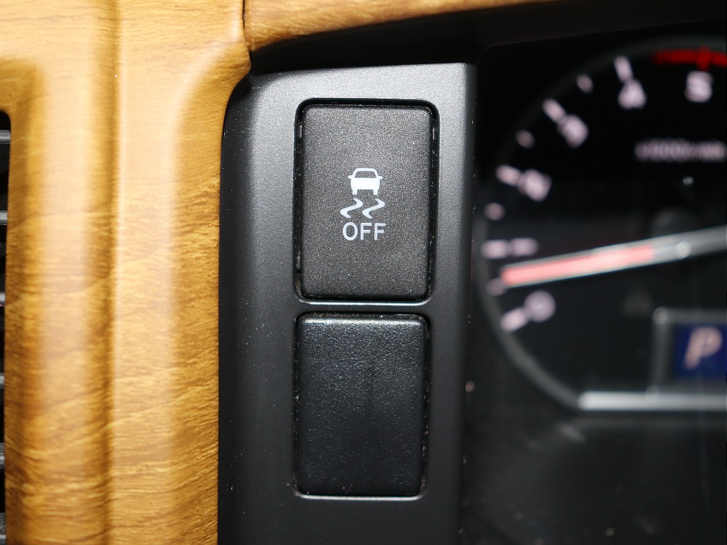 【Renoca CoastLines/激レア車 コミューターGL3ナンバー10人乗り変更】嬉しいディーゼルエンジン♪