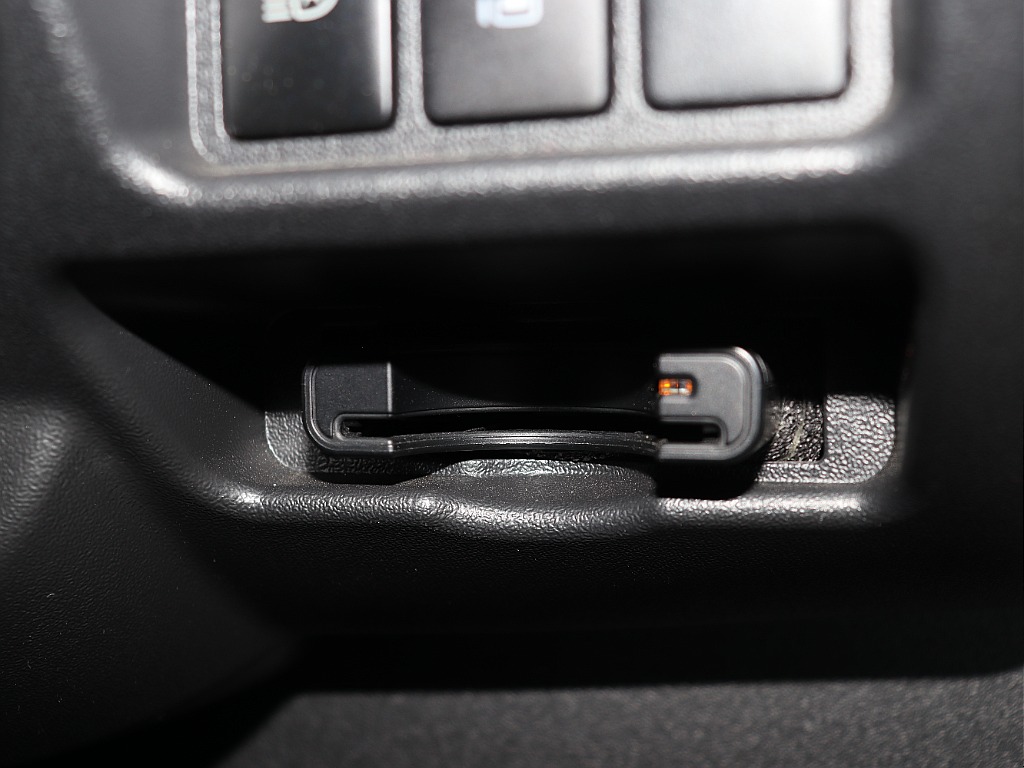 【Renoca CoastLines/激レア車 コミューターGL3ナンバー10人乗り変更】嬉しいディーゼルエンジン♪