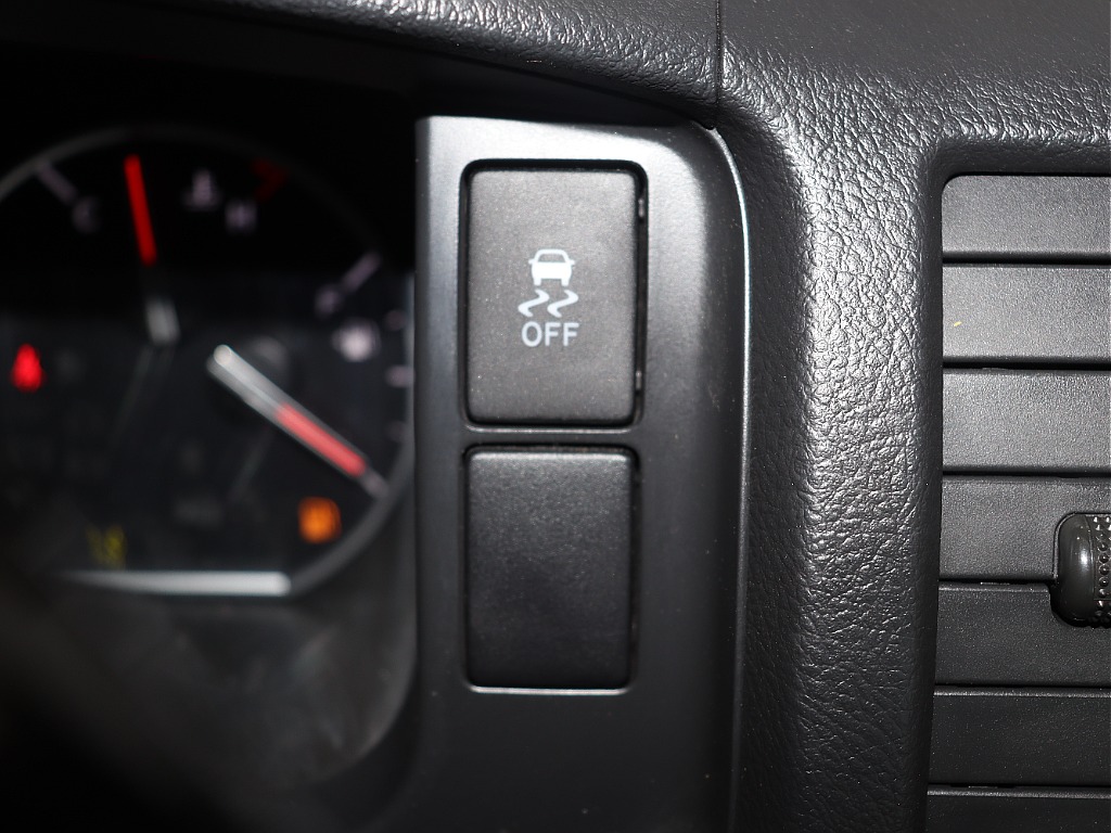 トヨタ ハイエースバン(28枚目)