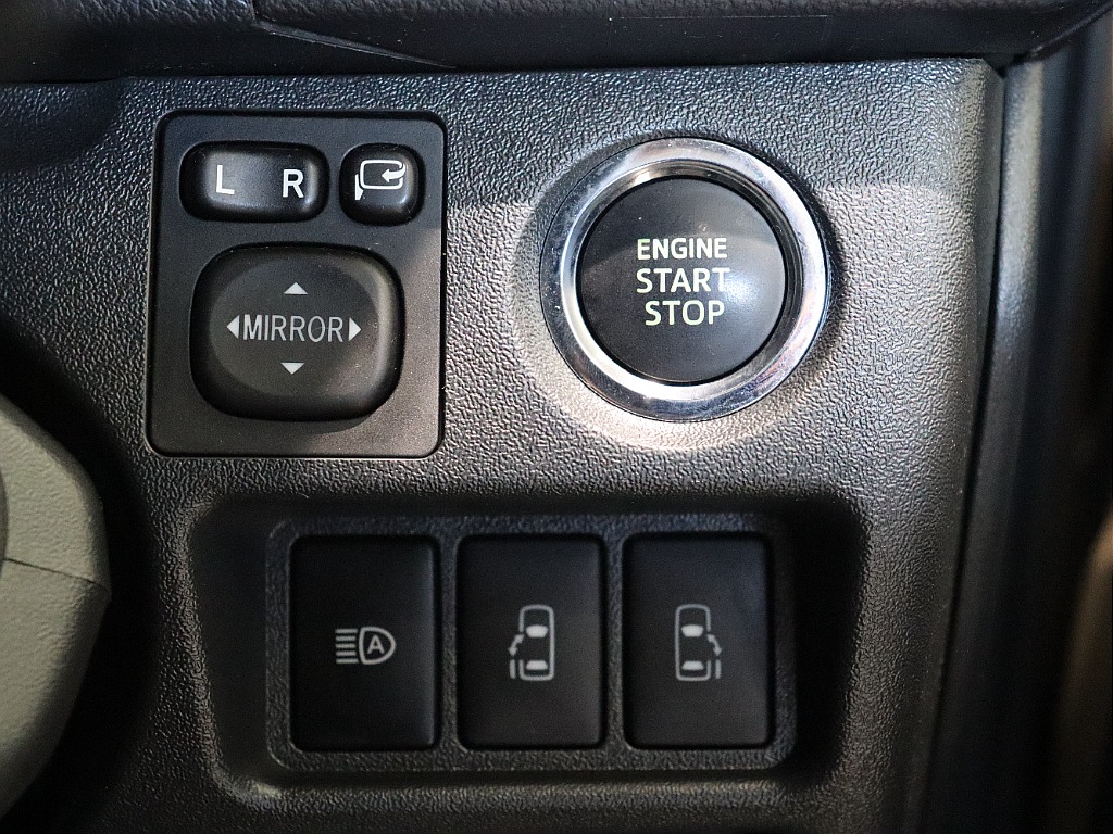 トヨタ ハイエースバン(29枚目)