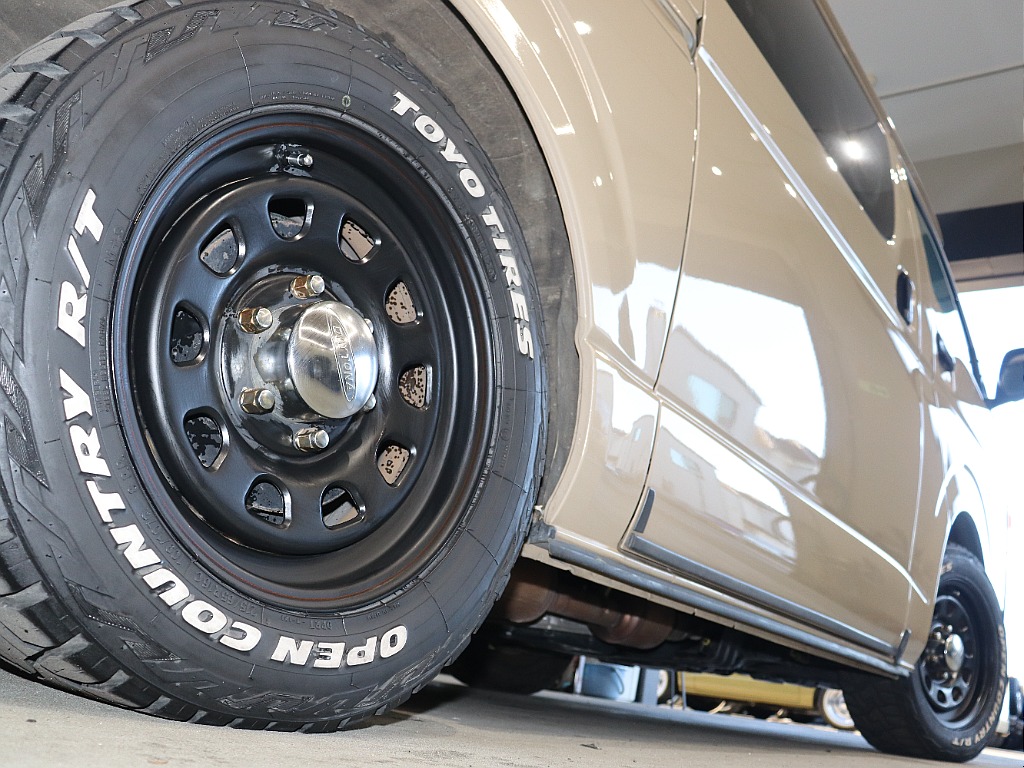 トヨタ ハイエースバン(34枚目)
