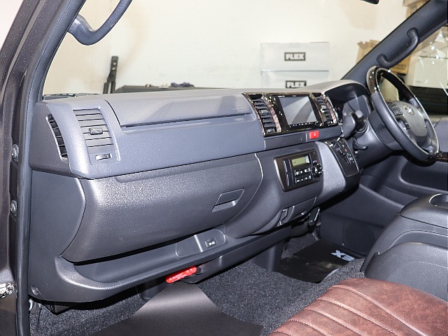 Renoca CoastLines・角目フェイス・角目LEDヘッドライト・廃盤カラーガンメタ