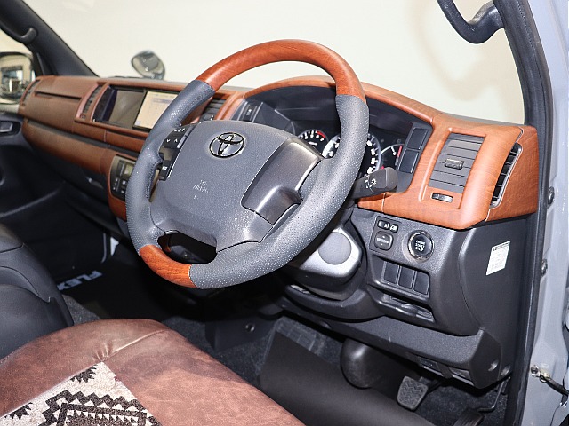 Renoca CoastLines/R1年ワイドバンDARKPRIMEⅡガソリン4WD・角目フェイス・ナルドグレーペイント