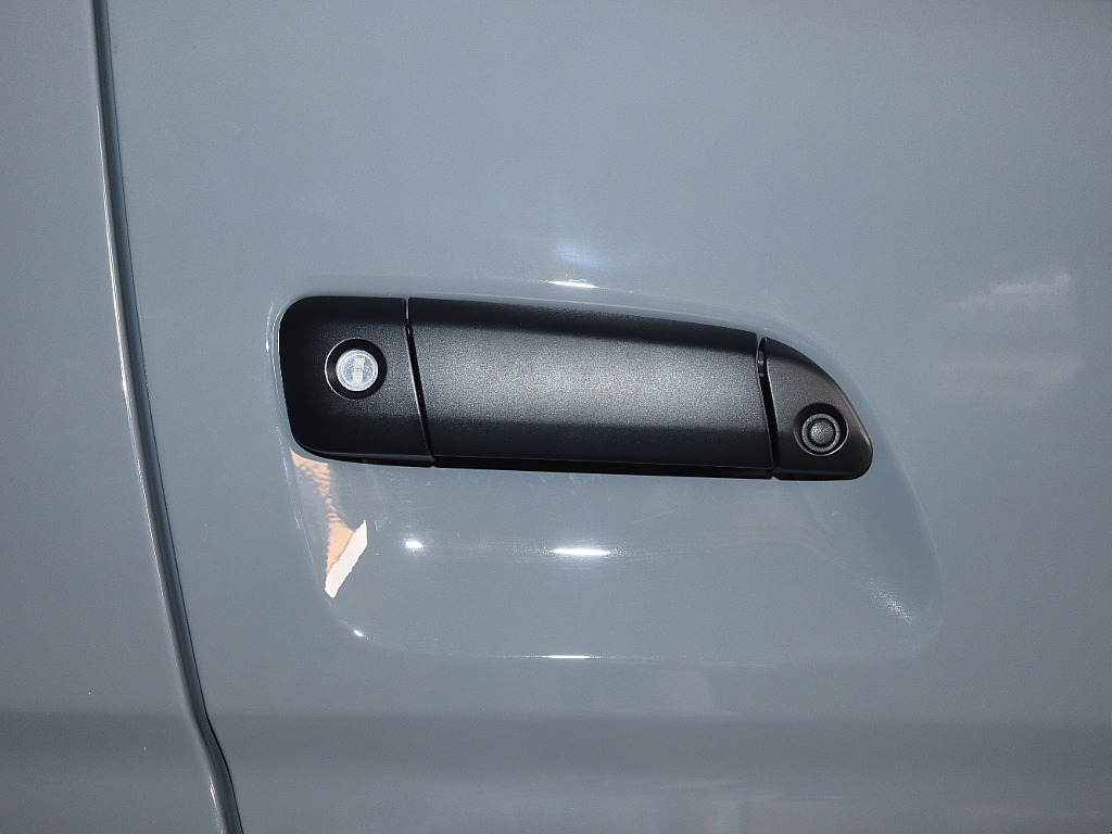 Renoca CoastLines/R1年ワイドバンDARKPRIMEⅡガソリン4WD・角目フェイス・ナルドグレーペイント