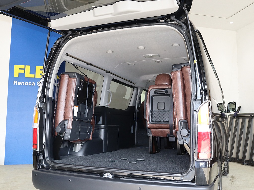 【Renoca CoastLines/R5年ワゴンGL4WD】純正ブラック×角目LEDフェイス♪高額大画面ツインモニター付き♪【全国納車可】