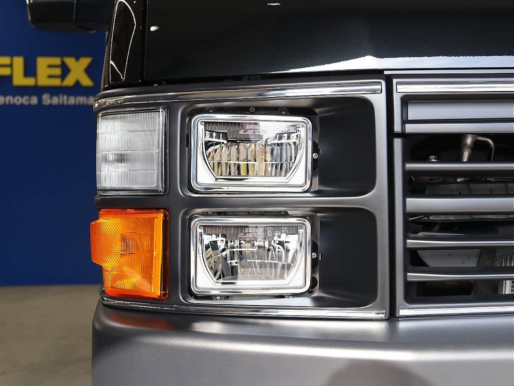 【Renoca CoastLines/R5年ワゴンGL4WD】純正ブラック×角目LEDフェイス♪高額大画面ツインモニター付き♪【全国納車可】